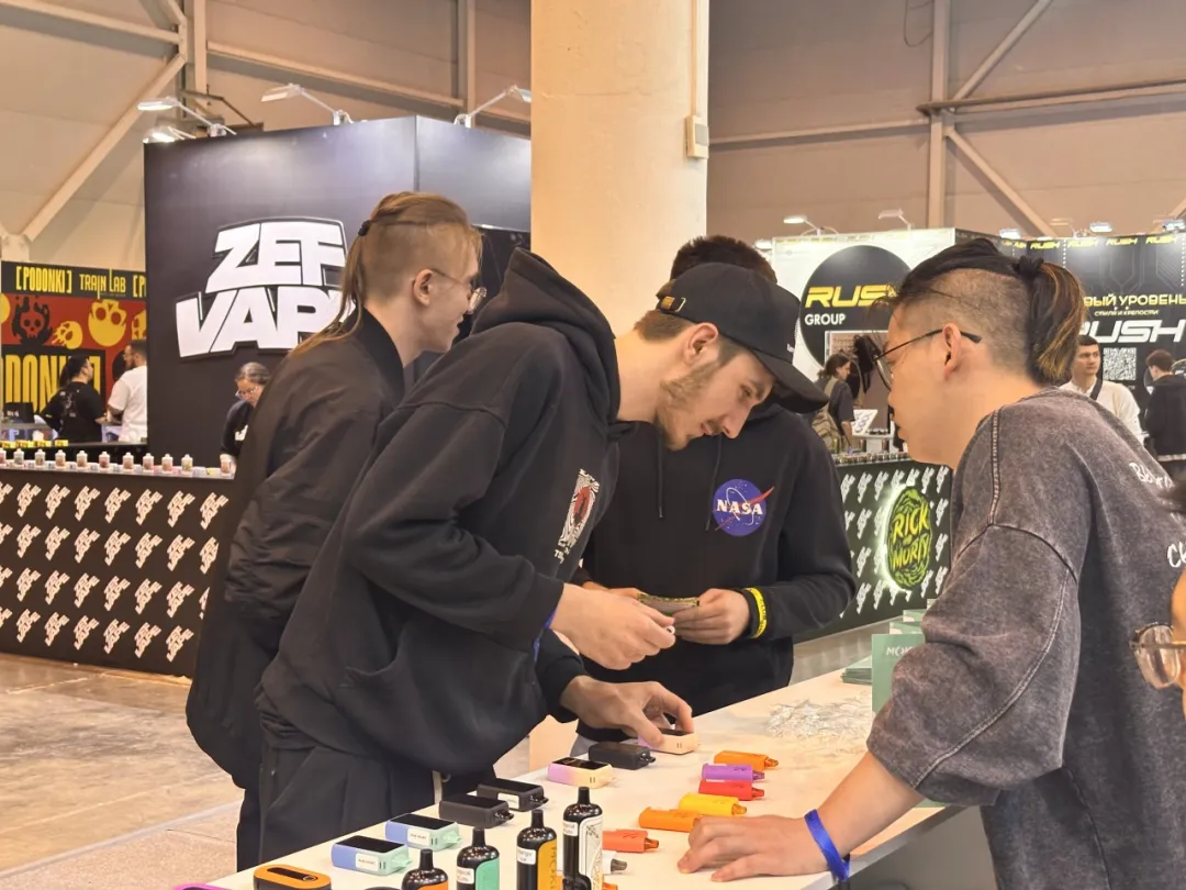 δοκιμάστε τον ατμοποιητή MOKI στο Vape Club Show Russia