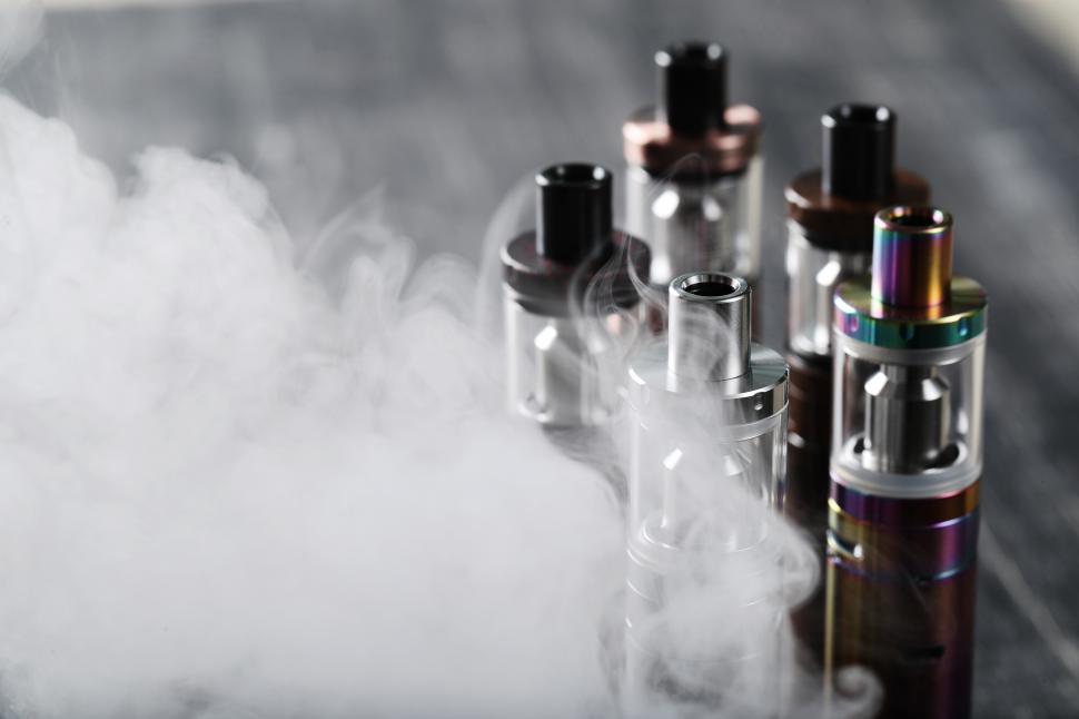 5 Key Facts: Smoke-Free Products and the Global Vape Market